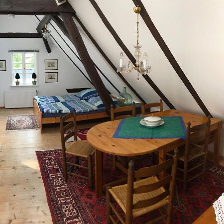 Antiquitaeten Cafe Schwarmstedt Buitenkant foto